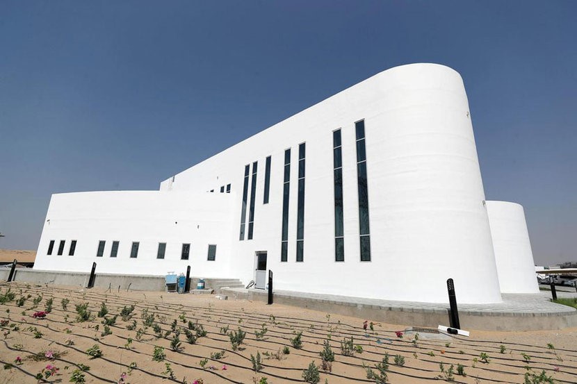 Dubai municipality largest 3d printed building
